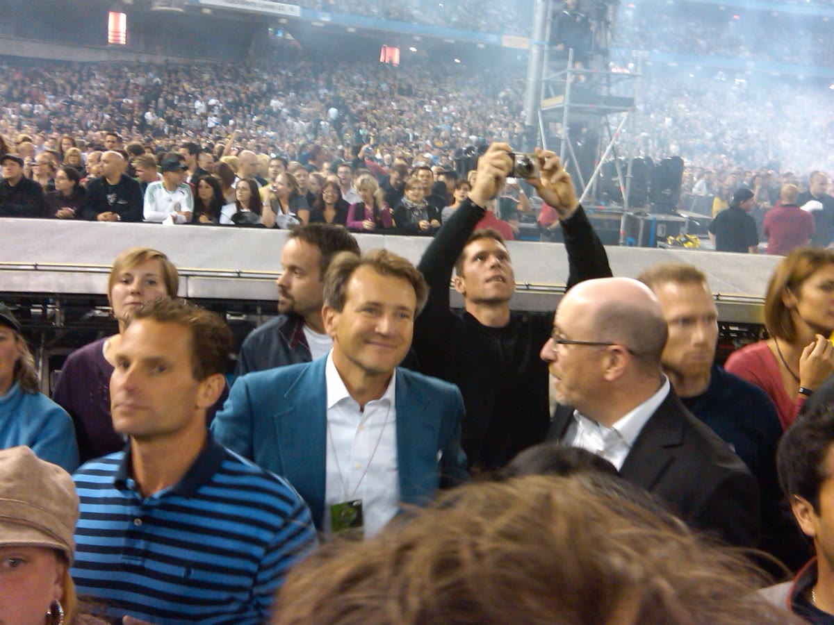 Dragons' Den cast at the U2 concert